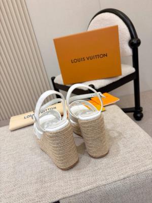 wholesale quality christian louboutin women model no. 167